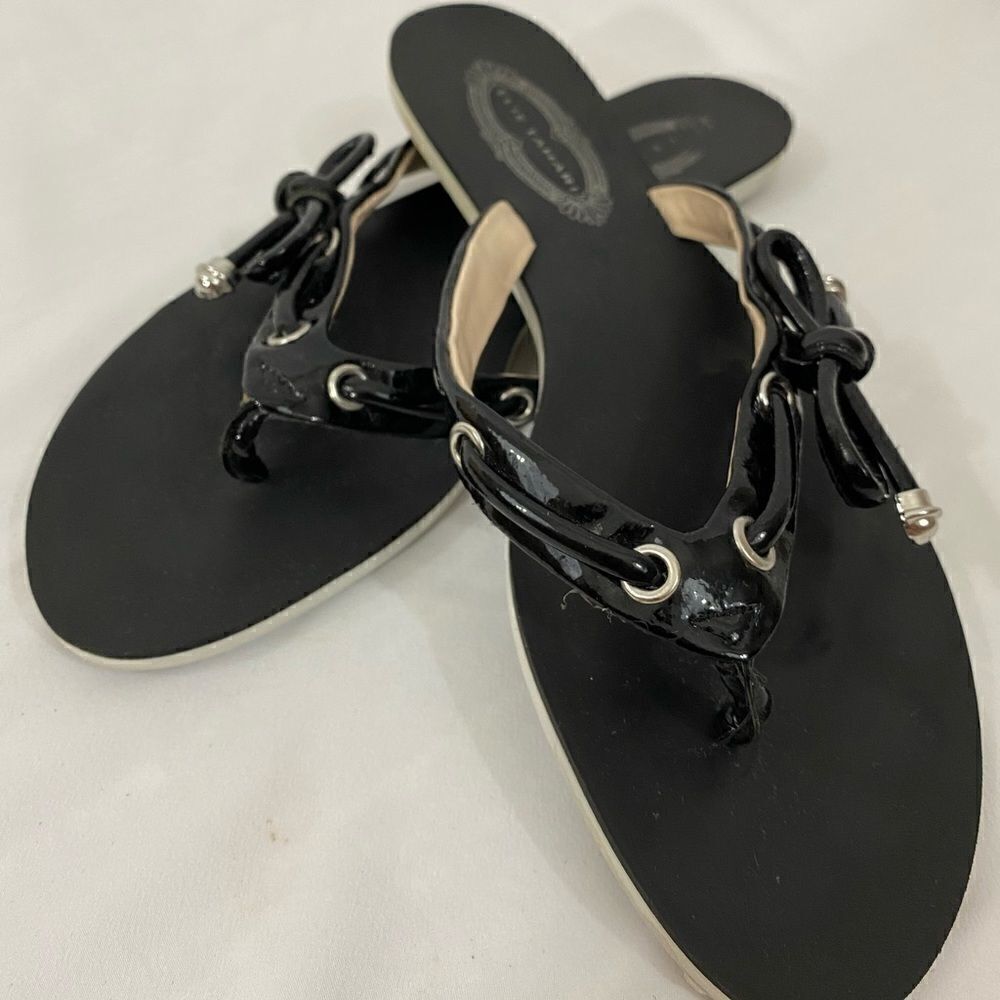 Elie Tahari Black Patent Bow Flip Flops